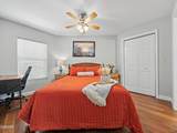 717 Valley View Lane - Photo 20
