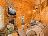 1630 Majestic Oak Way - Photo 16