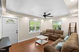 1015 Oakville Lane - Photo 7