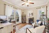 705 Waters Edge - Photo 31