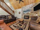 318 Greenwood Way - Photo 5