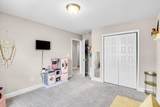 238 Broadberry Avenue - Photo 17