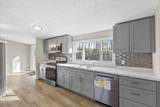 1715 Bourne Way - Photo 6