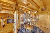 2835 White Oak Ridge Lane - Photo 13
