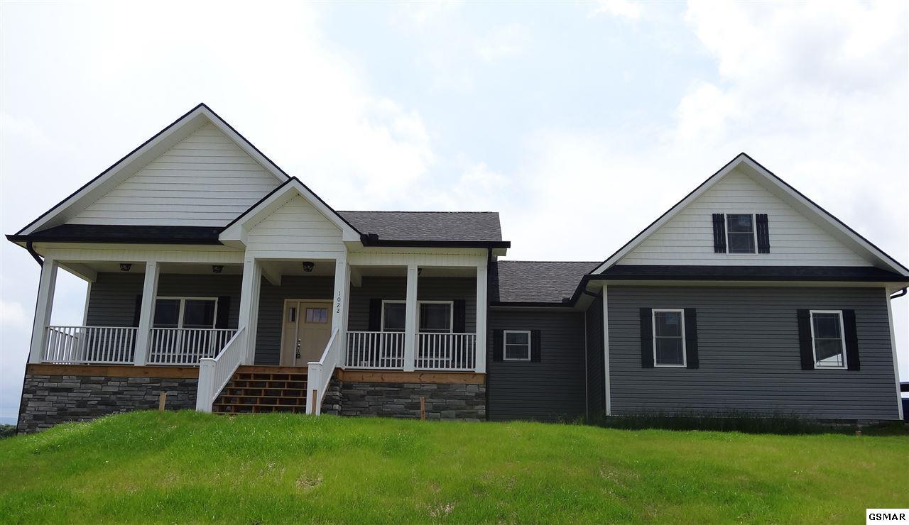 1022 Fair Meadow Dr - Photo 1