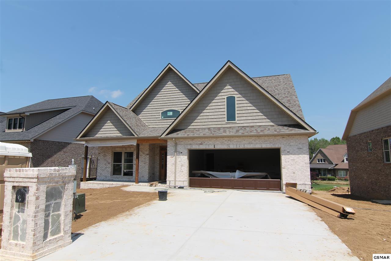 705 Waters Edge - Photo 1