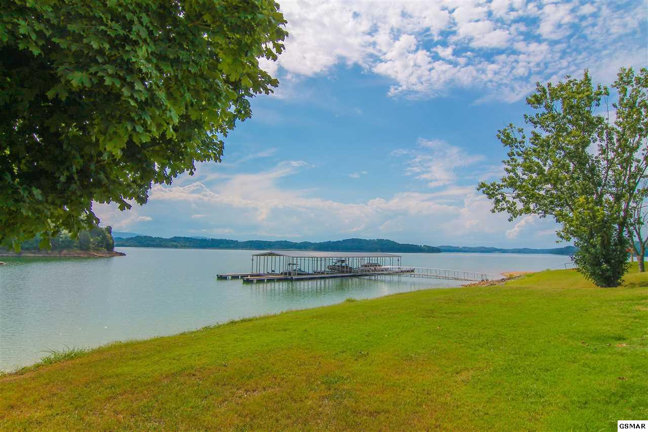 721 Waters Edge - Photo 1