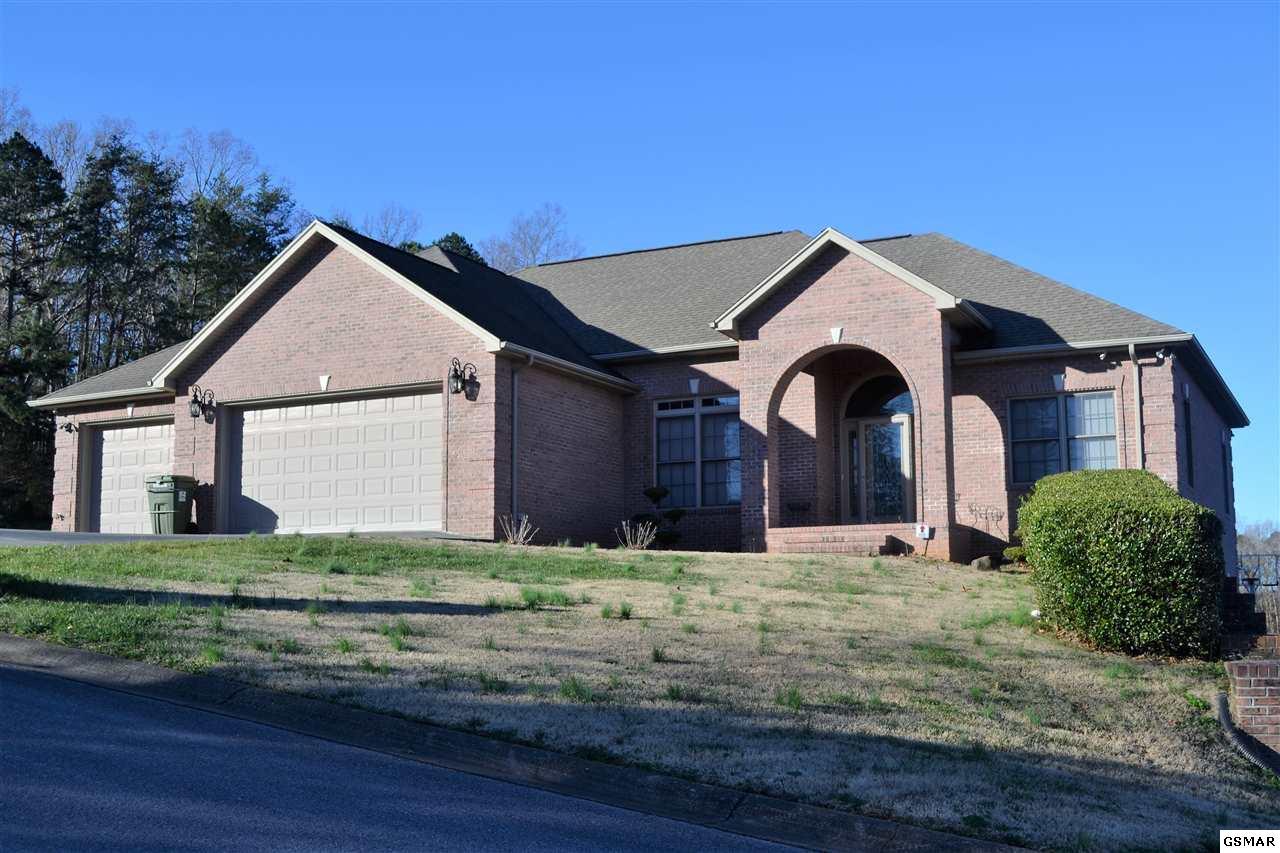 109 Sherwood Forrest - Photo 1