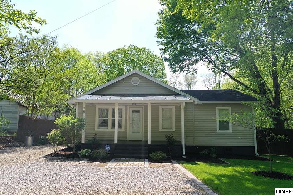 751 Cherokee Drive - Photo 1