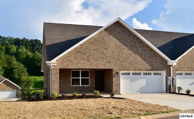 1915 Canyon Rd - Photo 1