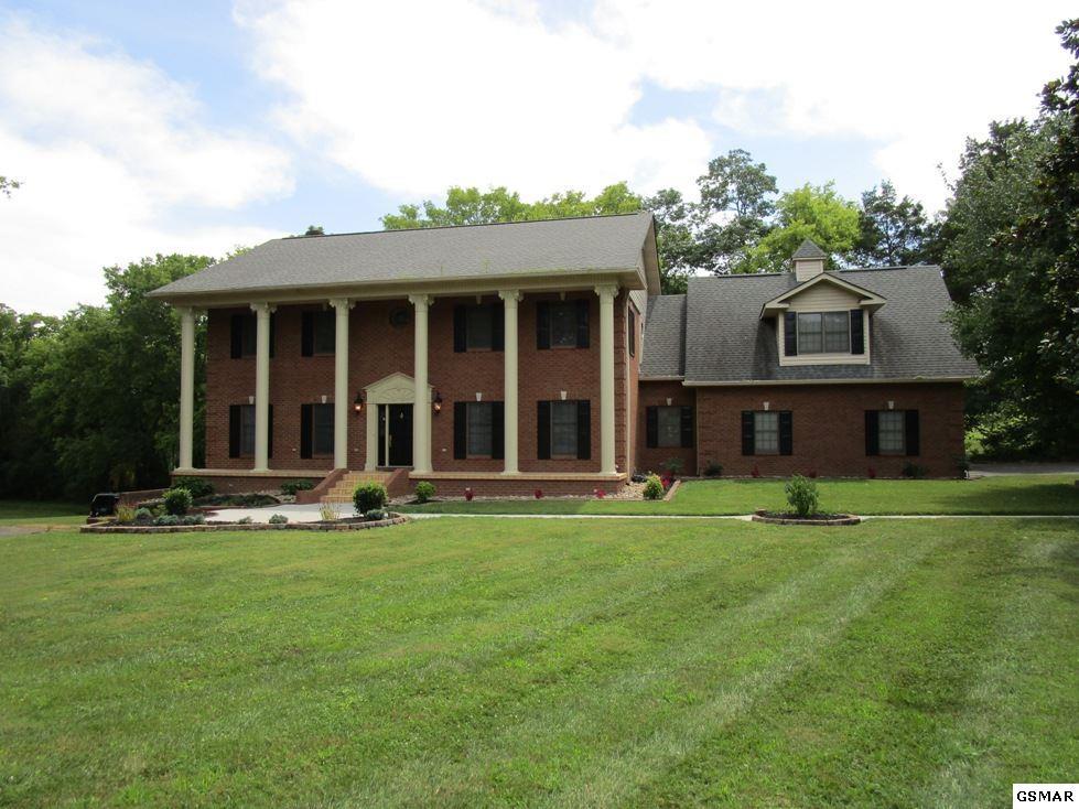 228 Evergreen Drive - Photo 1