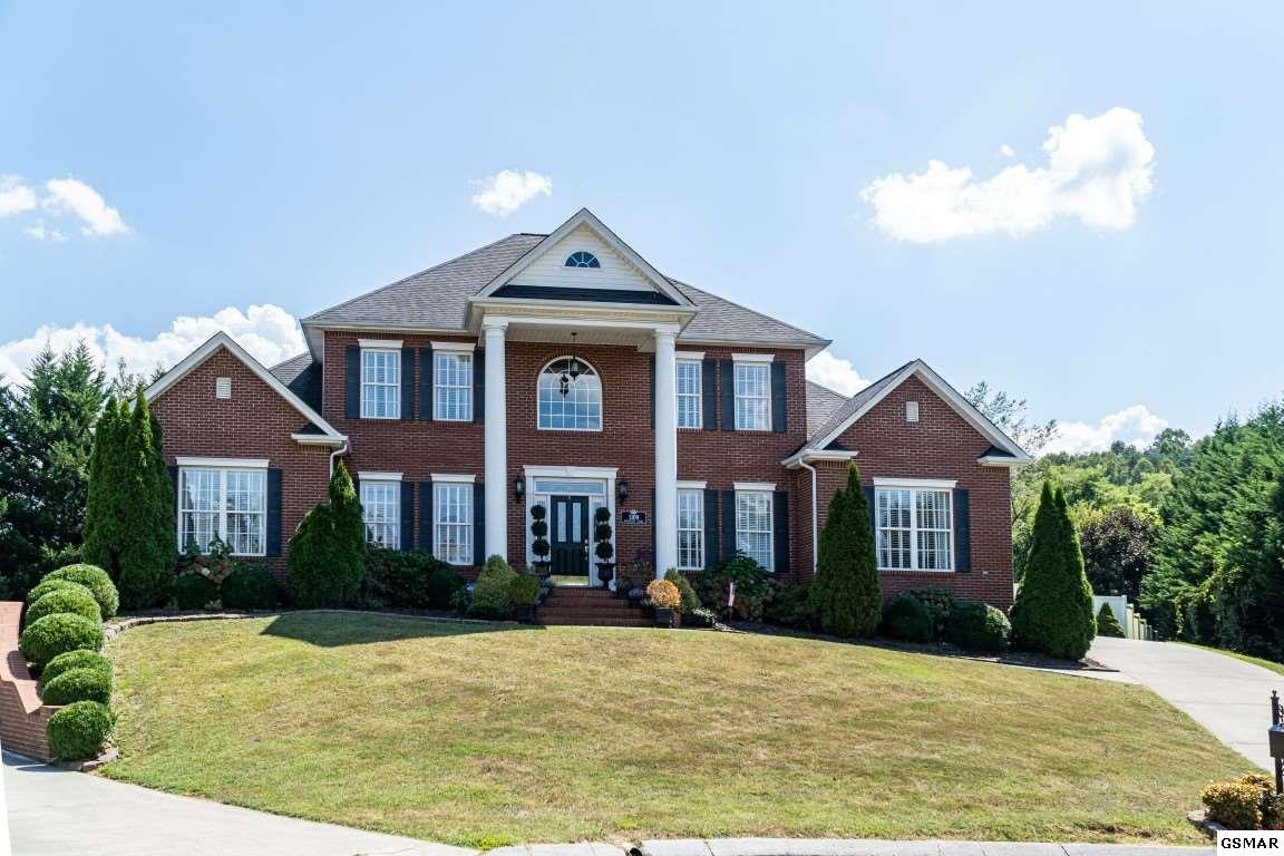 1109 Broughton Court - Photo 1