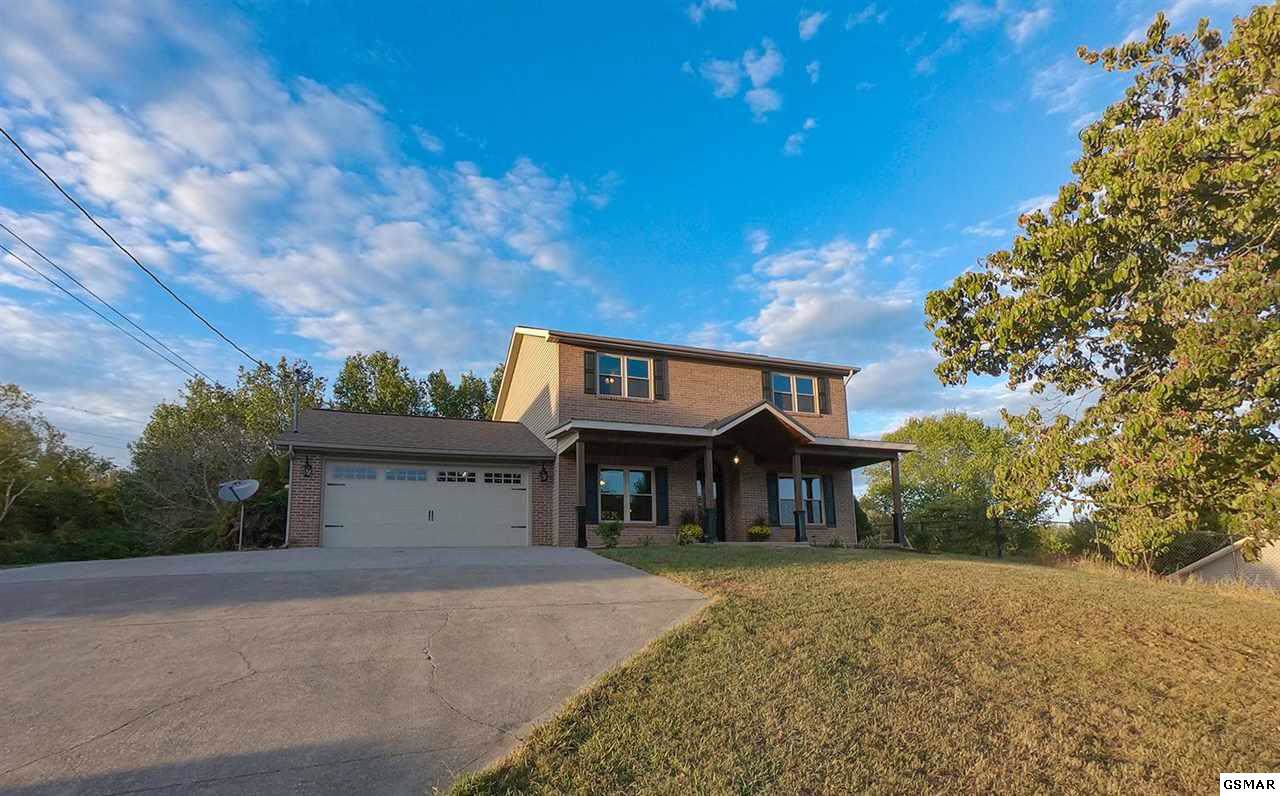 772 Lakewood Drive - Photo 1