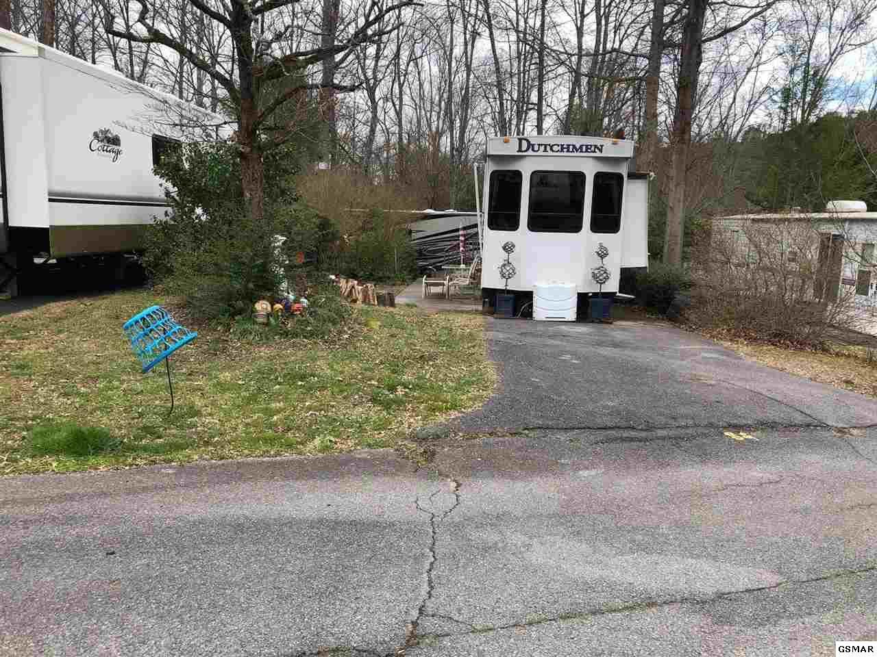 4229 Parkway - Photo 1