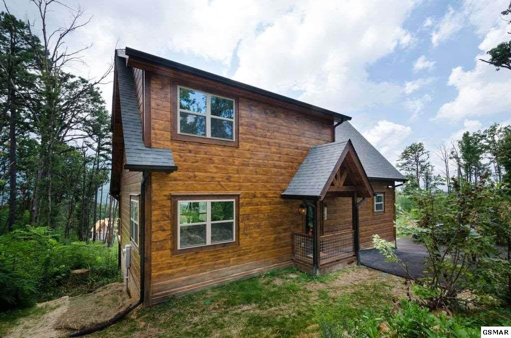915 Deer Path Ln - Photo 1