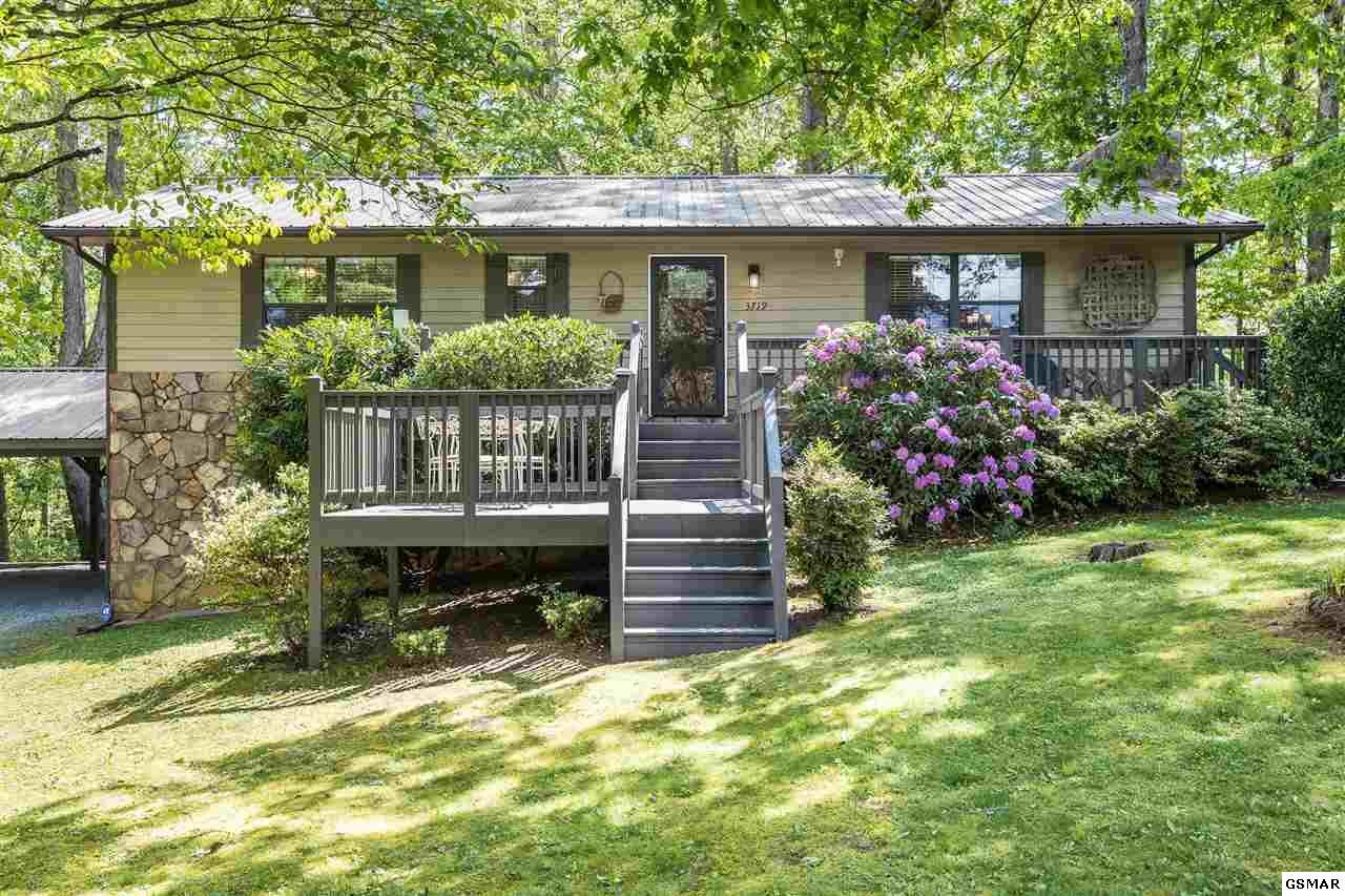 3719 Thayer Ln - Photo 1