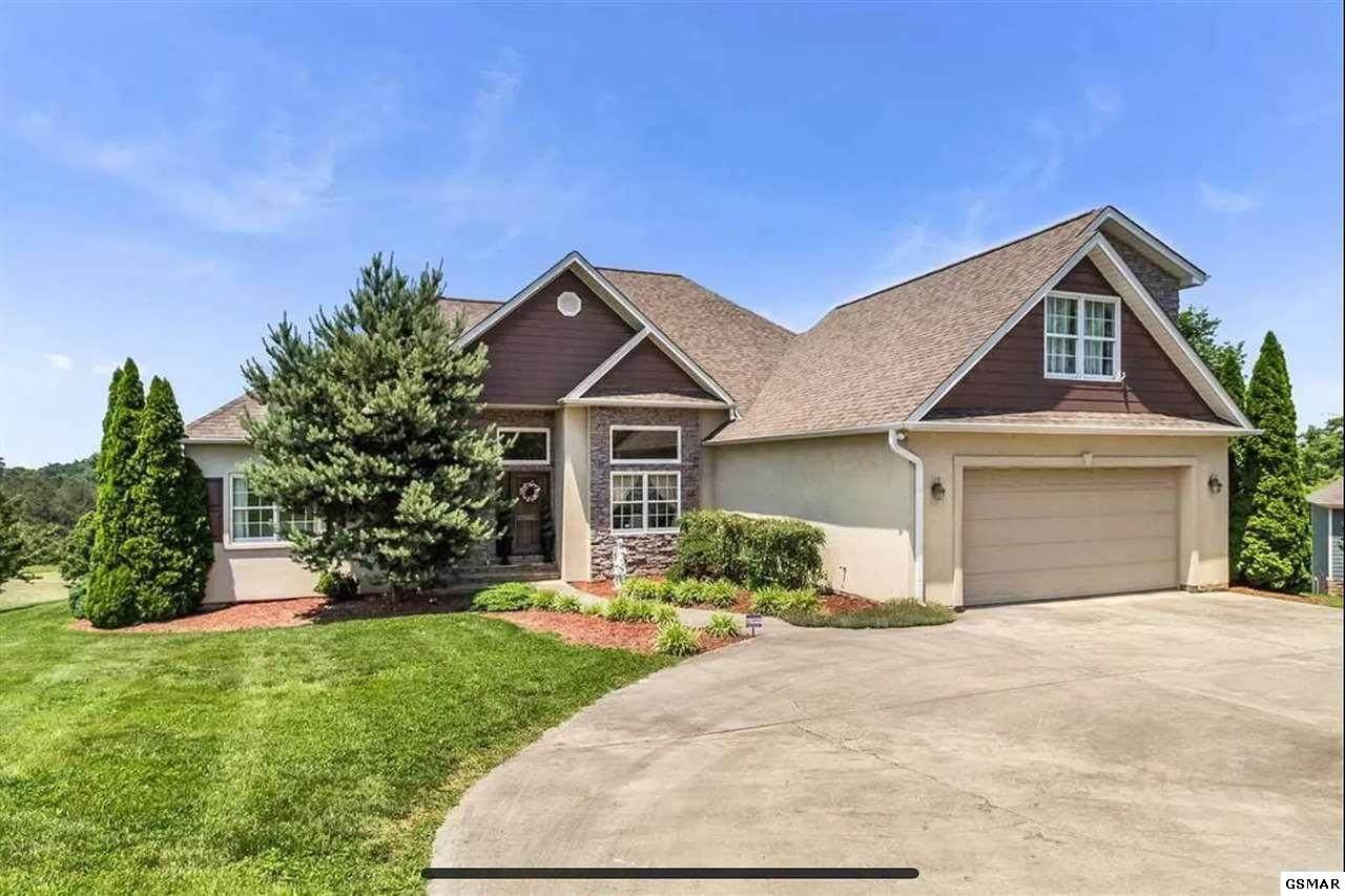1514 Oakley Manor Ct - Photo 1