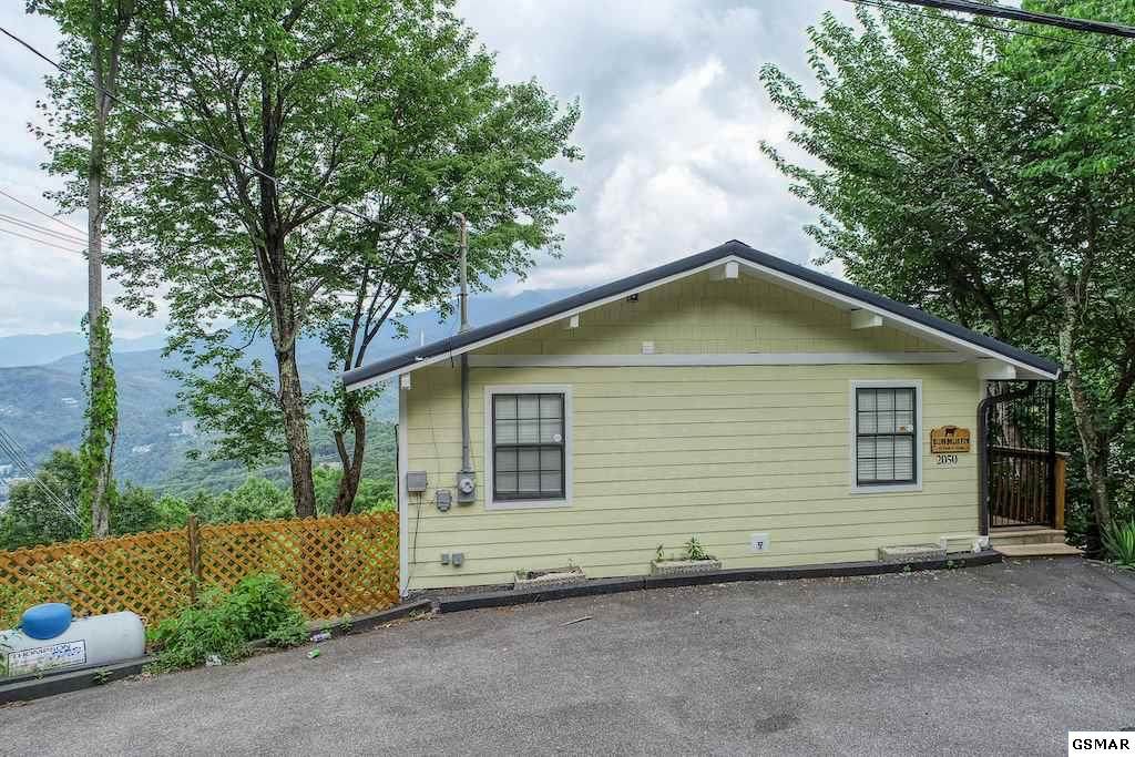 2050 Luzerne Drive - Photo 1