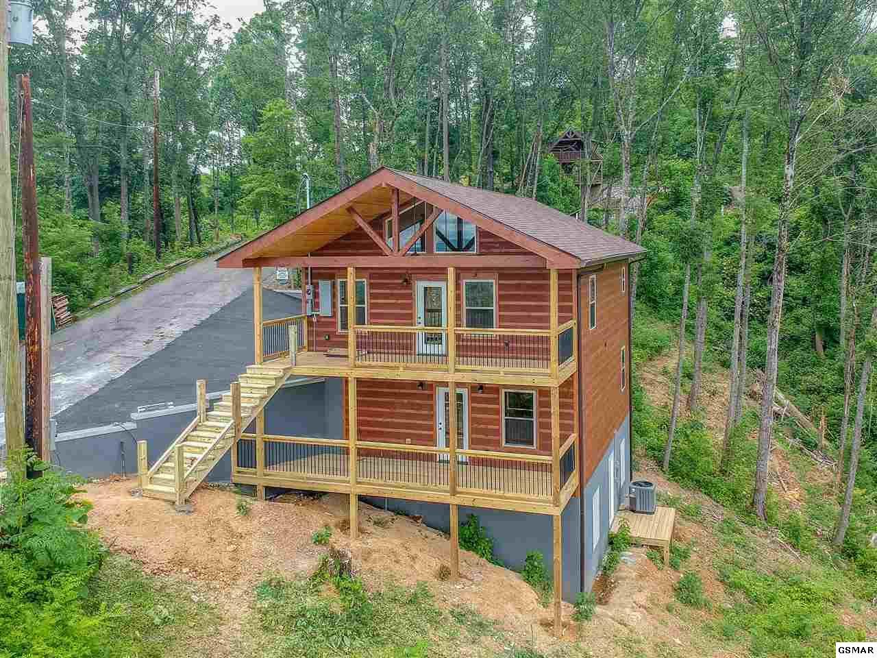 805 Piney Butt Loop - Photo 1