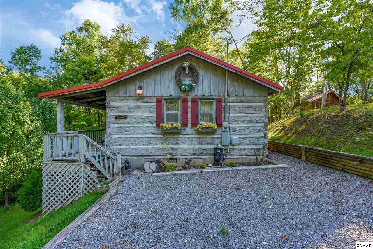 1650 Ridgecrest Dr - Photo 1