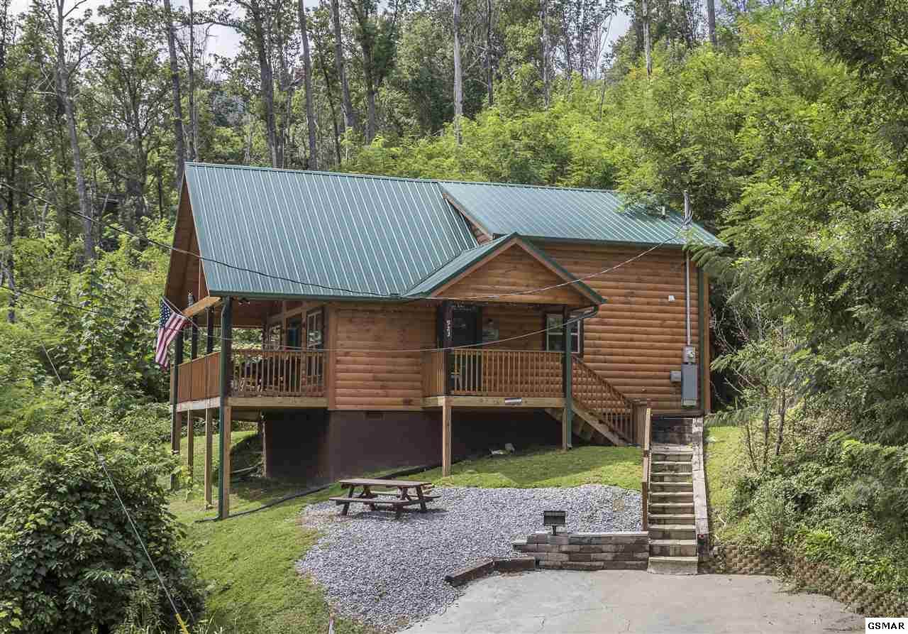 923 Aspen Lane - Photo 1