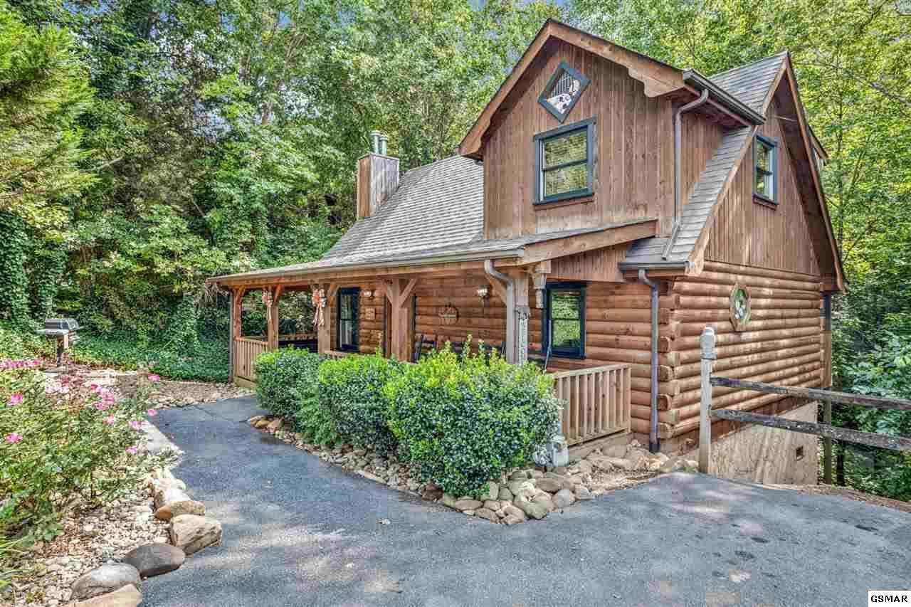 2040 Whispering Pines Way - Photo 1