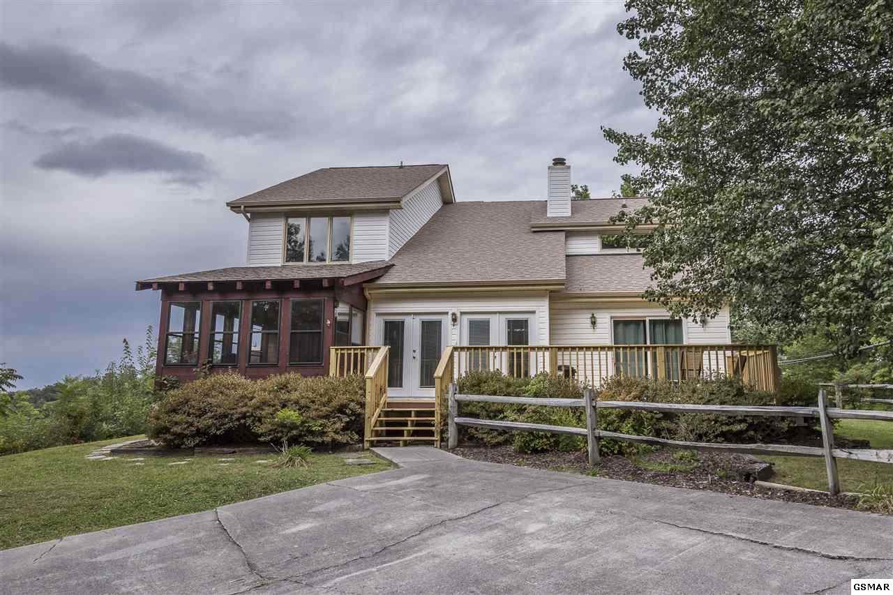 2130 Windy Ln - Photo 1