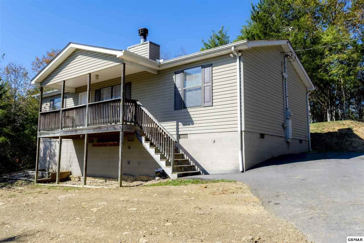 1720 Moon Ct - Photo 1