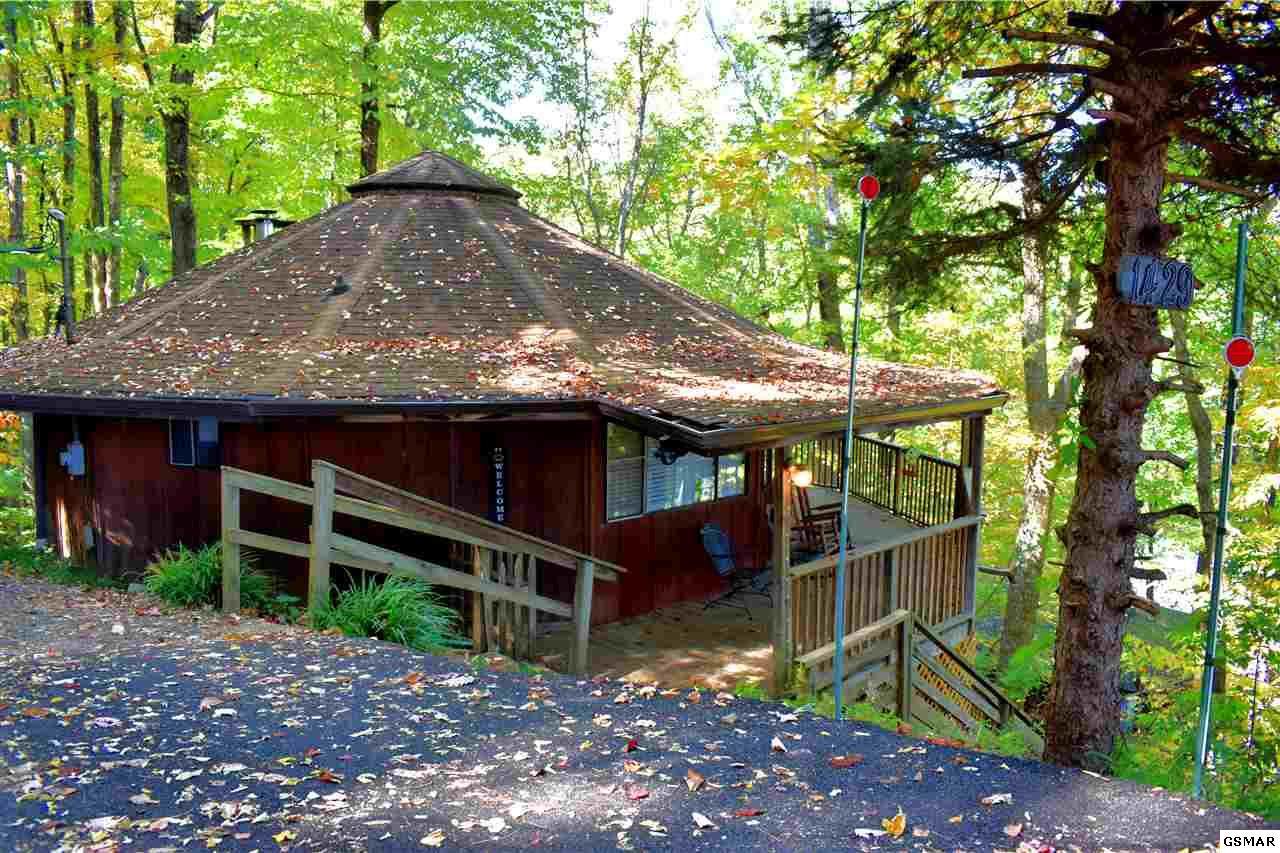 1429 Zurich Rd - Photo 1