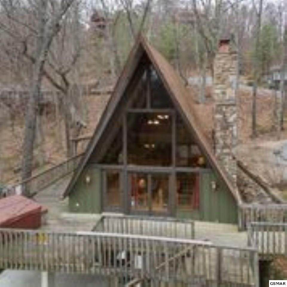 1104 Alpenrose Rd - Photo 1