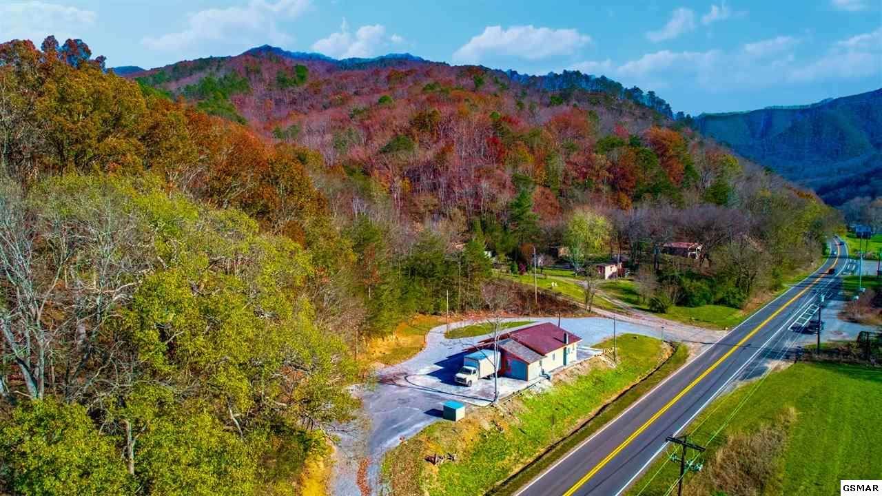 1424 Hwy 25-70 - Photo 1