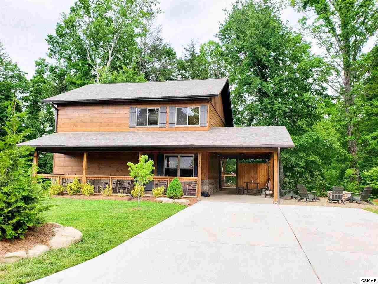 538 Johnson Ln - Photo 1