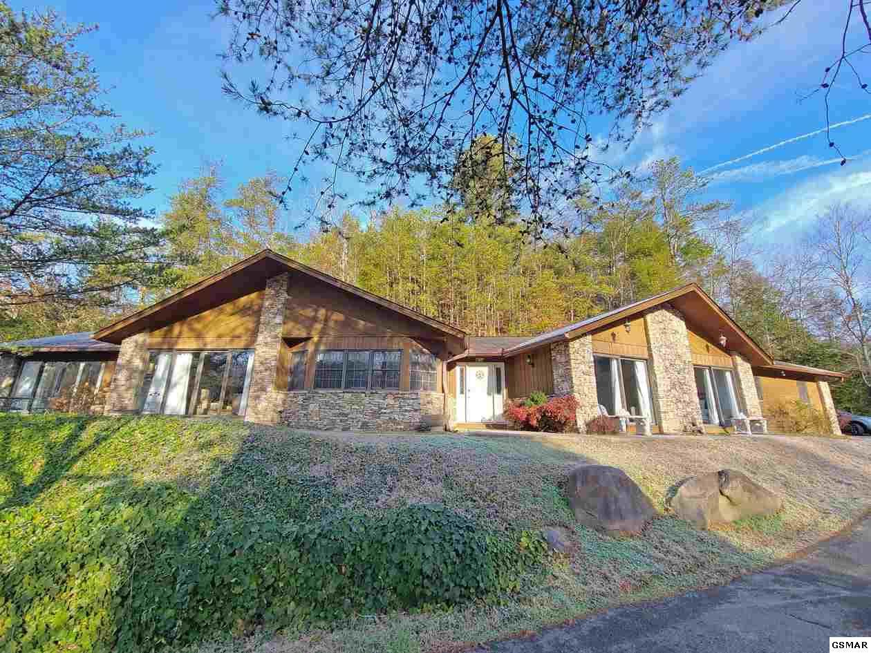 202 Golf Creek Rd - Photo 1