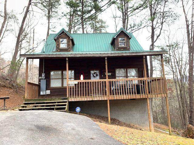 1107 Elm Rd - Photo 1