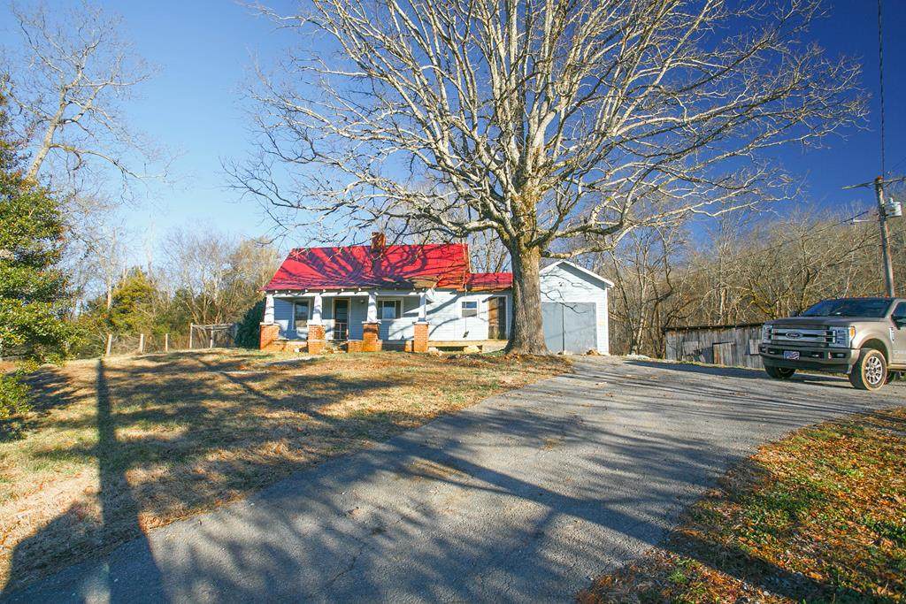 3940 Douglas Dam - Photo 1