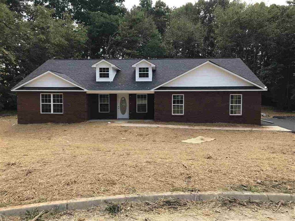2085 Lindsey Ln - Photo 1
