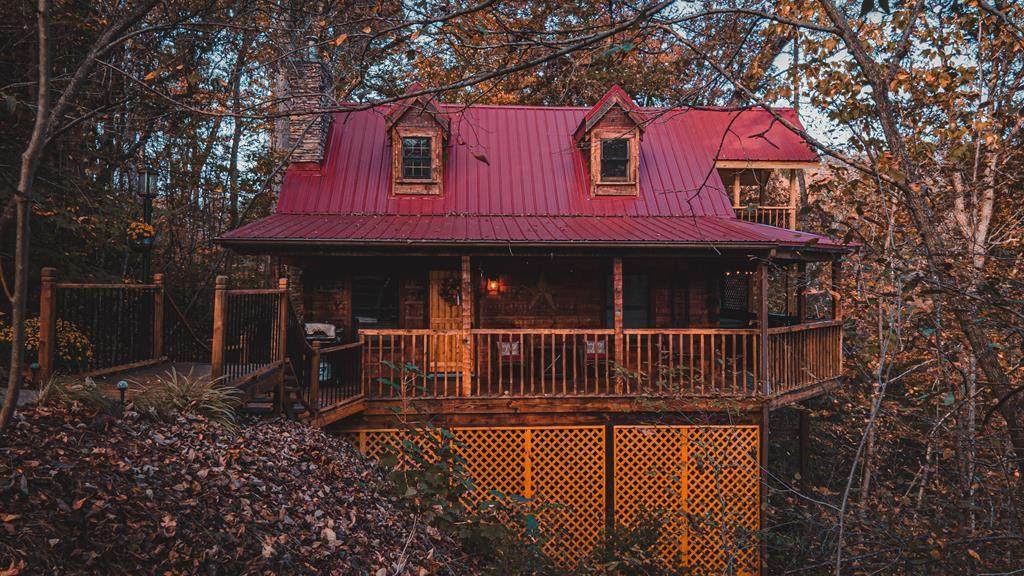1128 Junaluska Way - Photo 1