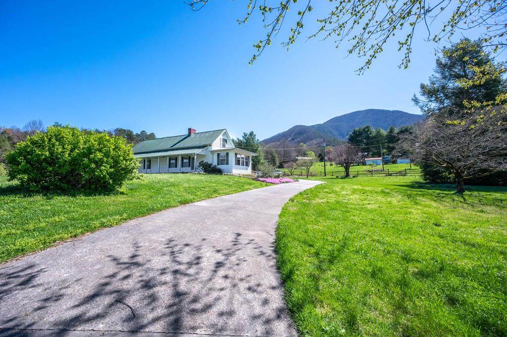3678 Katy Hollar Rd - Photo 1