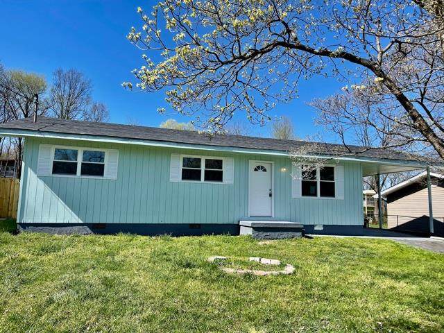 327 Richmond Ave - Photo 1