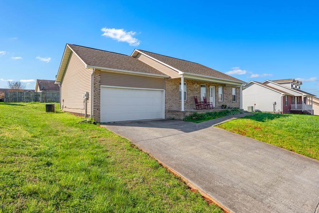 2132 Murphys Chapel Dr - Photo 1