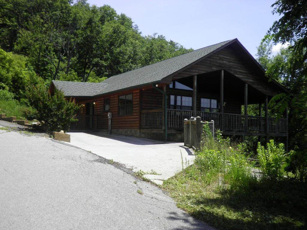 2710 Dogwood Ridge Way - Photo 1