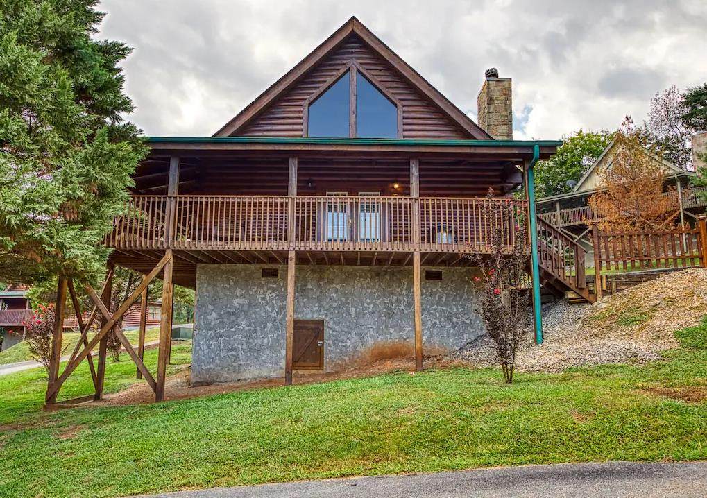 1839 Trout Way - Photo 1