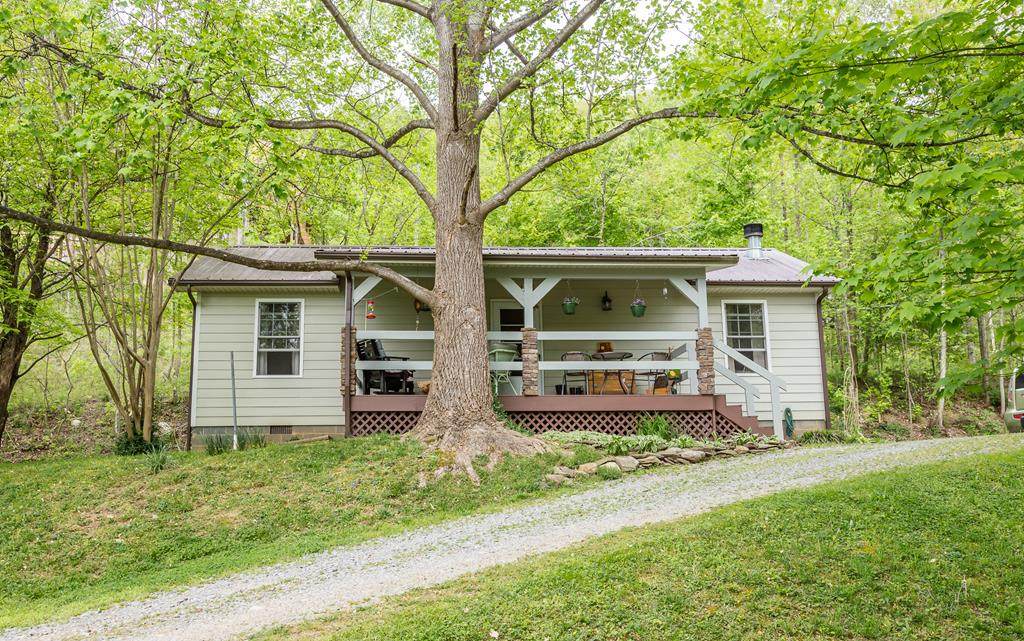 3720 Swearingen Way - Photo 1