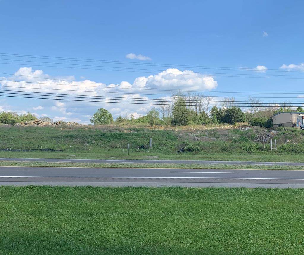 627 Broadway Blvd - Photo 1