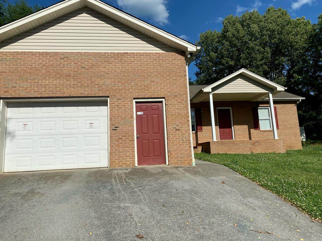 514 Maplewood Circle - Photo 1