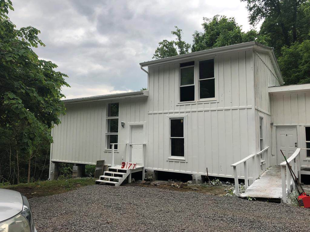 3177 Boomer Way - Photo 1