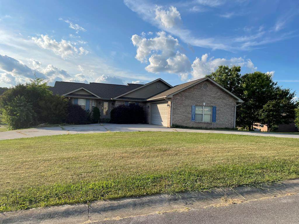 734 Southview Circle - Photo 1