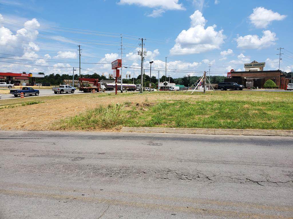 107 Macon Ln - Photo 1