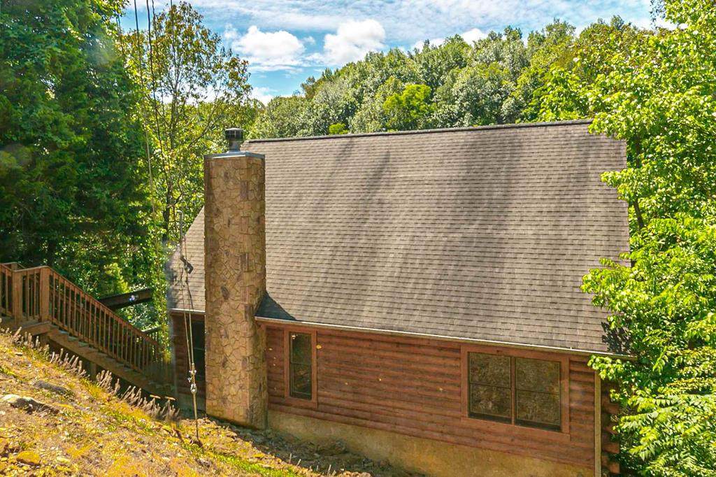 1360 Wedge Tailed Lane - Photo 1