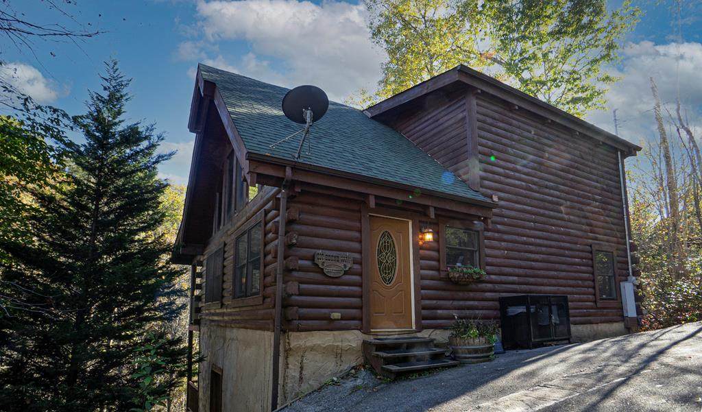 237 Edens Way - Photo 1